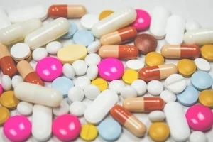 pills-300x200